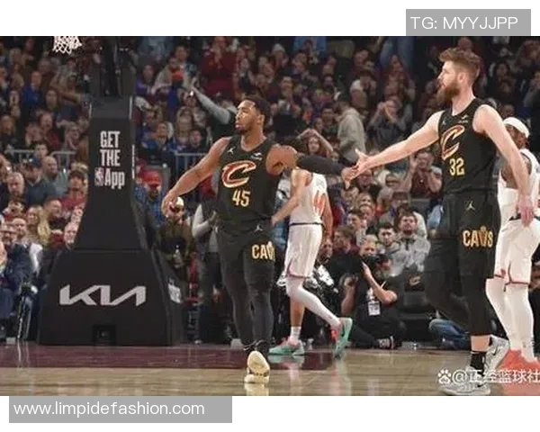 5月4号NBA季后赛骑士对猛龙精彩对决录像回放分析与精彩时刻回顾