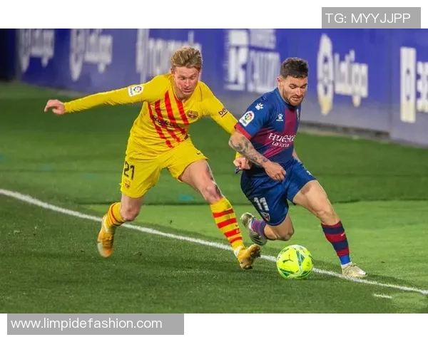 西甲联赛韦斯卡迎战巴利亚多全力争胜展现球队实力