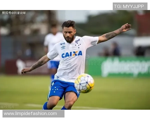 克鲁塞罗与拉腊比赛再次推迟的原因分析与影响探讨 克鲁塞罗与拉腊比赛再次推迟的原因分析与影响探讨