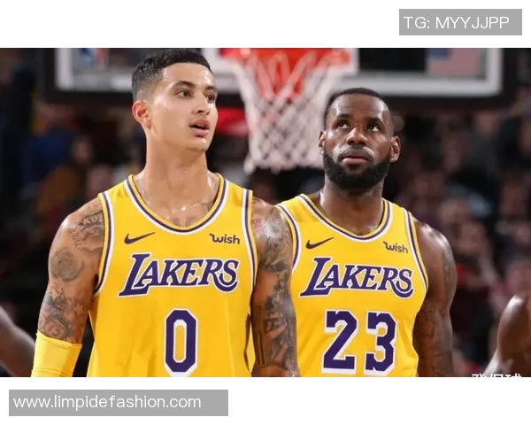 步行者与湖人激战在即11月30日NBA精彩对决值得期待